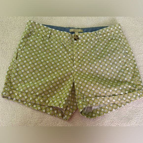 Banana Republic 6 Moon Yellow cuffed shorts. Werdo Luped w/geographic designs. - Picture 1 of 15